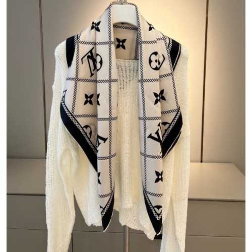 Louis Vuitton white scarf 90