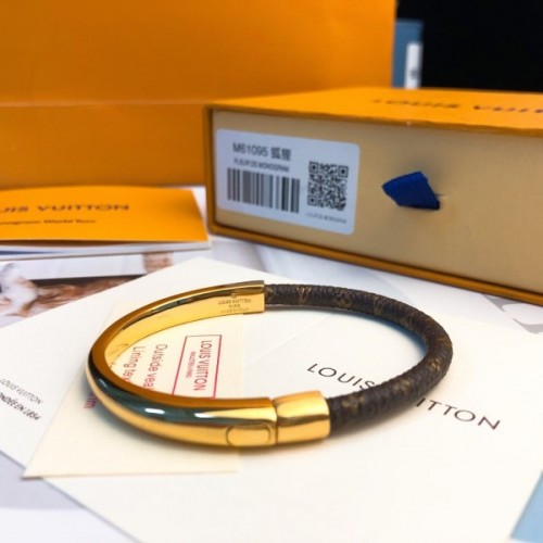 LV Bracelet 003