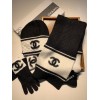 Chanel black hat glove scarf (a set)