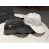 Prada hat ( white/ black)