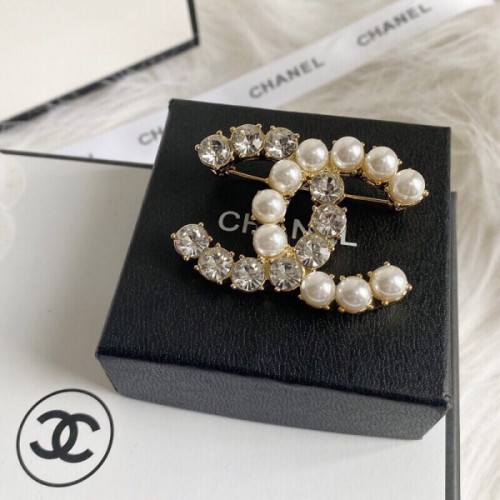 Chanel brooch 15