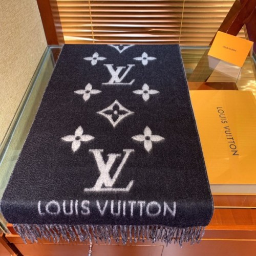 Louis Vuitton scarf 06