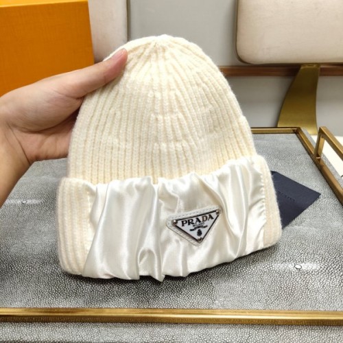 Prada hat pink/ white