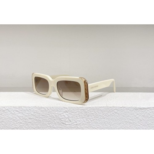 Louis Vuitton sunglasses 010