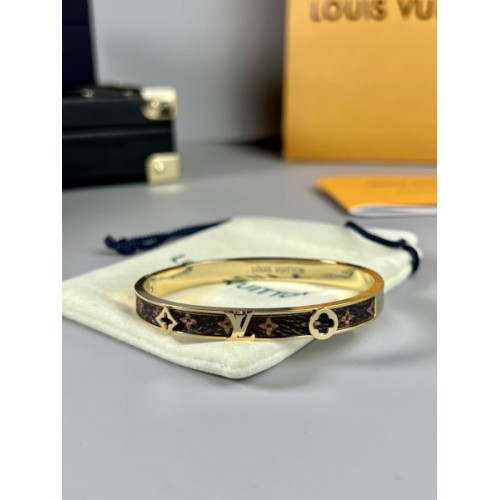 Louis Vuitton gold bracelet 04