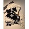 Chanel white hat glove scarf (a set)
