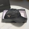 Prada hat ( white/ black)