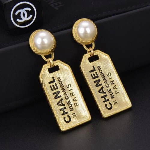 Chanel drop tag earings 02