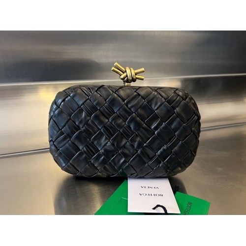 Bottega Veneta Knot Foulard Intrecciato Clutch