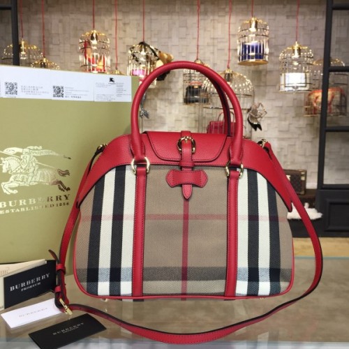 Burberry Shoulder Bag 5751