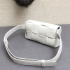 Bottega Veneta Belt Cassette bag in white