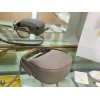 Chloe kiss purse in small grain calfskin gray