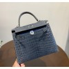 Hermes Kelly crocodile gray leather 25 bag