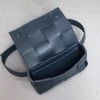 Bottega Veneta Belt Cassette bag in blue