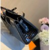 Hermes Kelly crocodile gray leather 25 bag