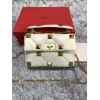 Valentino Garavani Roman Stud Bag 25cm