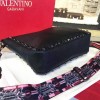 Valentino ROCKSTUD ROLLING shoulder bag 4430