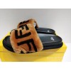 Fendi slipper 02