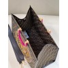 FENDI Sunshine Fendace Printed FF shopper