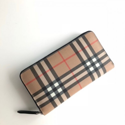 Burberry long wallet