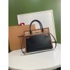 Buberry B vintage title tote bag 32cm