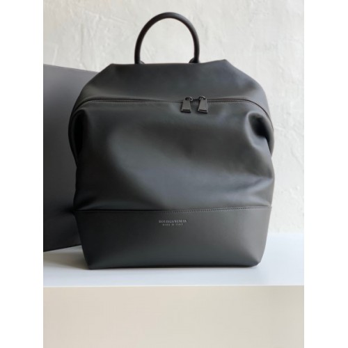 BOTTEGA VENETA black solf leather backpack