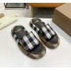 Burberry slippers