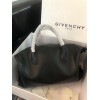 Givency Medium Antigona Soft Bag In Black Leather