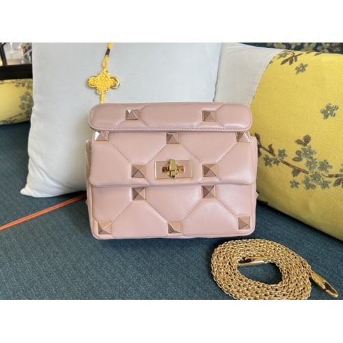 VALENTINO Garavani Stud pink bag