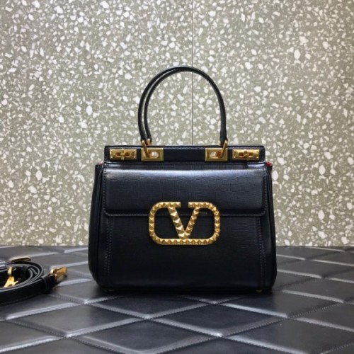 Valen Garavani Small Rock-stud Alcove Black Leather Bag