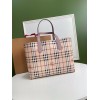 UUbag Burberry Reversible Tote