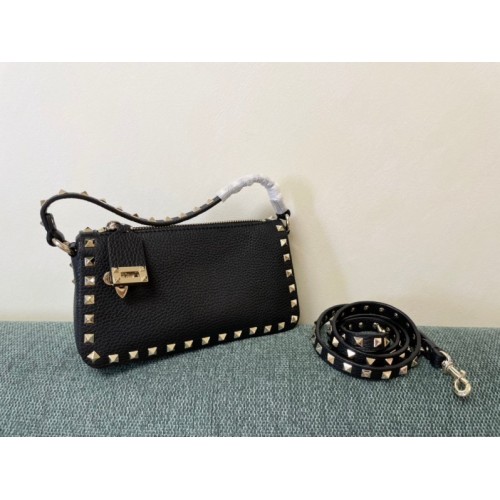 VALENTINO GARAVANI Rockstud black shoulder bag