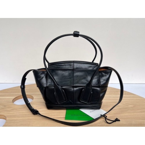 Bottega Veneta Arco Mini Black Tote Bag