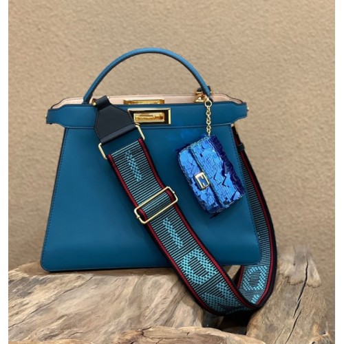 Peekaboo ISeeU Medium Blue leather bag