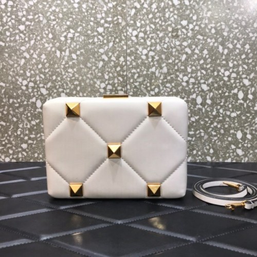 Valentino Garavani rockstud alcove white leather shoulder box bag