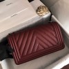 Chanel Boy Flap bag Chevron V red caviar leather 25cm