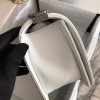 Chanel boy flapbag V white caviar leather 25cm