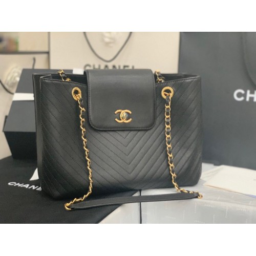 Chanel shopping bag V quilter black leather