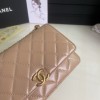 Chanel WOC AP2289