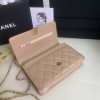 Chanel WOC AP2289