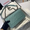 Chanel boy V flap bag 25cm