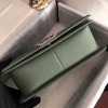 Chanel boy flapbag V green caviar leather 25cm
