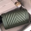 Chanel boy flapbag V green caviar leather 25cm
