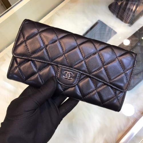 Chanel wallet lambskin with silver hardware