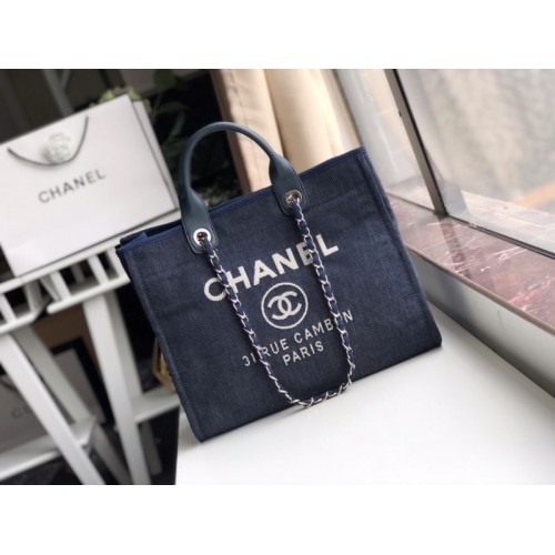 Chanel shopping tote handle bag 04