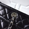 Chanel Shopping bag