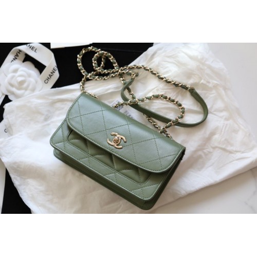 Chanel Fu vintage green flap bag