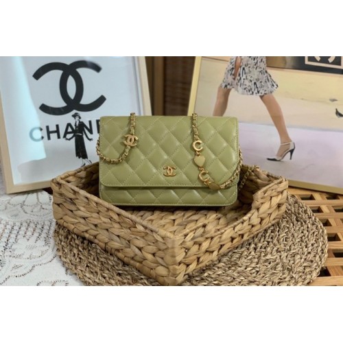 Chanel Woc CC chain green leather bag