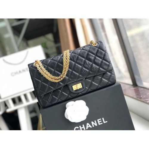 Chanel flap bag in gold hardware 30cm