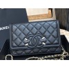 Chanel Woc CC caviar leather black 19cm
